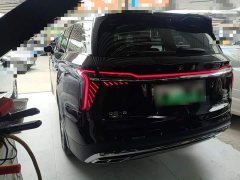 Hongqi HS7 PHEV 2024 2.0T PHEV four-wheel drive Qichang version 6 seats - фото 5