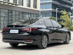 Lexus ES 2022 200 Excellence Edition - фото 9
