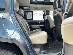 Land Rover Defender 110 P400 Dark Special Edition - фото 19