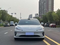 IM Motors Zhiji L6 Max - фото 2