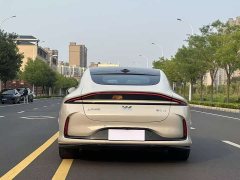 IM Motors Zhiji L6 Max - фото 8