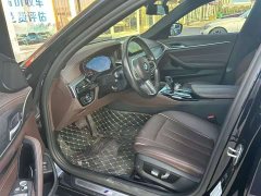 BMW 5 Series 530Li Leading M Sports Package - фото 2