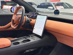 NIO ET5T 75kWh Touring - фото 11