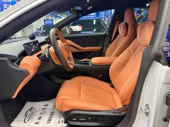 NIO ET5T 75kWh Touring - фото 5