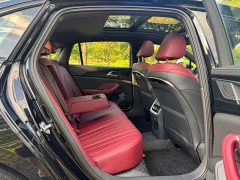 Hongqi H5 2025 1.5T DCT Xuanying 2 million units commemorative edition - фото 13