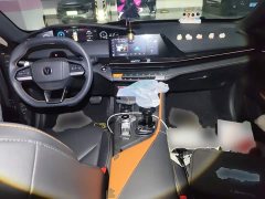 Changan UNI-V 2022 1.5T premium - фото 13