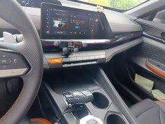 Changan UNI-V 2023 1.5T premium - фото 6