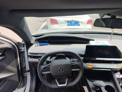 Changan UNI-V 2022 1.5T premium - фото 3