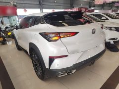 Changan UNI-T 1.5T flagship - фото 5