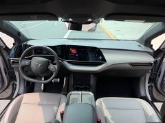 Hongqi EH7 690 Smart Select Edition - фото 14