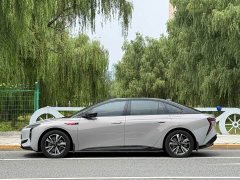 Hongqi EH7 690 Smart Select Edition - фото 4