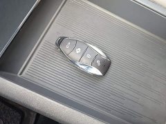 Hongqi EH7 640 four-wheel drive smart version - фото 9