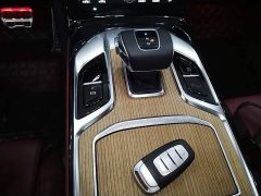 Hongqi E-HS9 460km flagship version six seats - фото 14