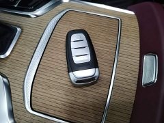 Hongqi E-HS9 460km flagship version six seats - фото 9