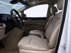 Buick GL8 ES Deluxe Version - фото 12