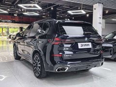 BMW X5 2023 xDrive 40Li M Sports Night Package - фото 13