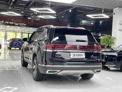 Volkswagen Touron 380TSI four-wheel drive Dragon Edition - фото 11