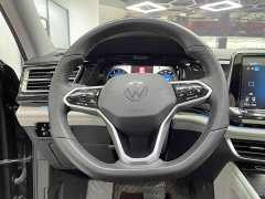 Volkswagen Touron 380TSI four-wheel drive Dragon Edition - фото 19
