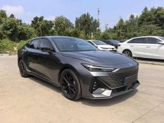 Changan UNI-V 1.5T premium - фото 3