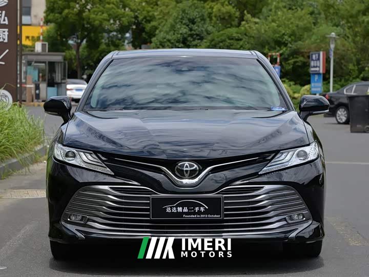 Toyota Camry 2.5G Deluxe Edition - автомобиль из Китая