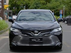 Toyota Camry 2.5G Deluxe Edition - фото 1