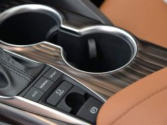 Toyota Camry 2.5G Deluxe Edition - фото 11