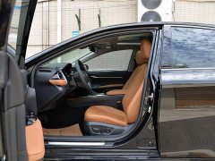 Toyota Camry 2.5G Deluxe Edition - фото 4