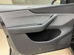 Tesla Model Y rear-wheel drive version - фото 11