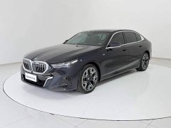 BMW 5 Series 530Li Exclusive M Sports Package - фото 5