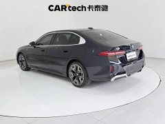 BMW 5 Series 530Li Exclusive M Sports Package - фото 7