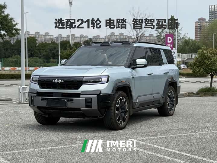 Fangchengbao Leopard 8 2025 Zhiyong flagship version 7 seats - автомобиль из Китая