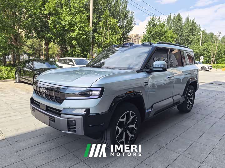 Fangchengbao Leopard 8 2025 Zhiyong flagship version 6 seats - автомобиль из Китая