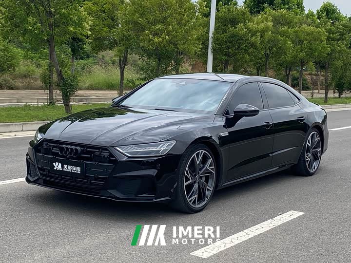 Audi A7L 55 TFSI quattro Black Warrior Edition - автомобиль из Китая
