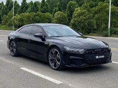 Audi A7L 55 TFSI quattro Black Warrior Edition - фото 3