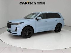 Li Auto Ideal ONE extended range 6-seater version - фото 1
