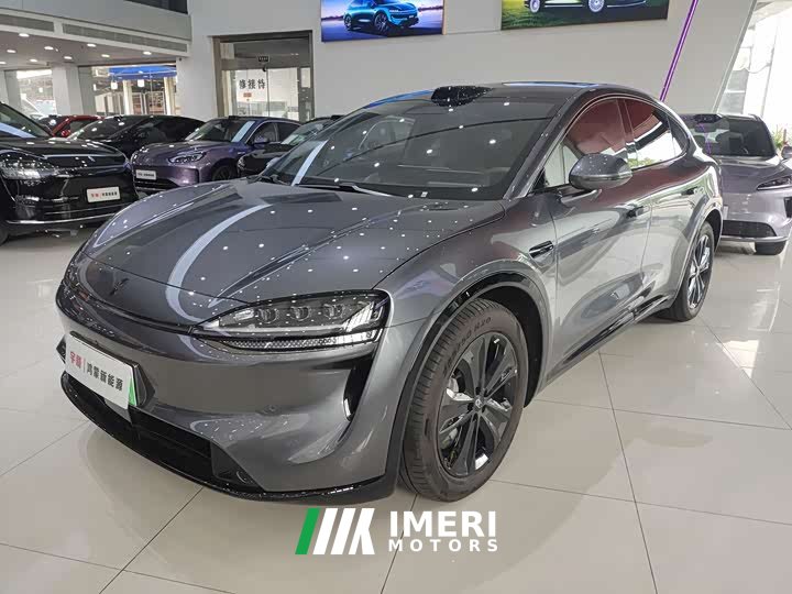 Luxeed Zhijie R7 2026 extended range Max (192-line lidar) - автомобиль из Китая