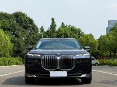 BMW 7 Series 735Li Luxury Package - фото 2