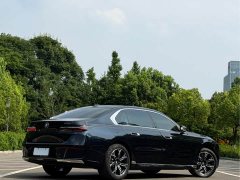 BMW 7 Series 735Li Luxury Package - фото 4