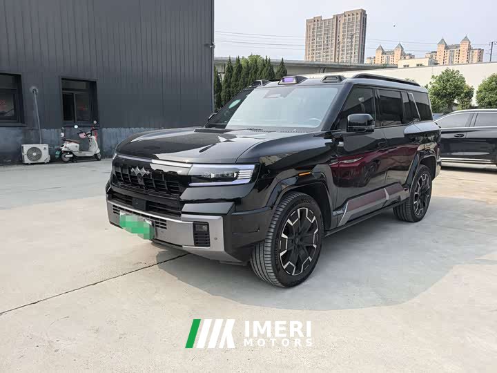 Fangchengbao Leopard 8 Zhiyong flagship version 7 seats - автомобиль из Китая