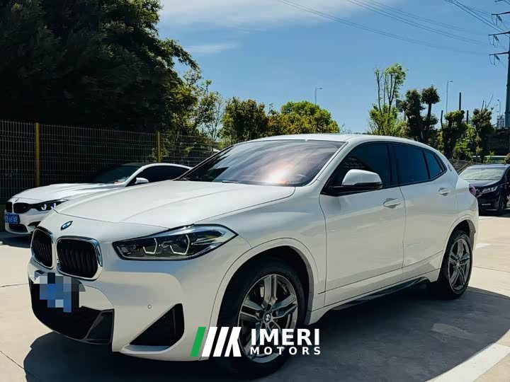 BMW X2 sDrive25i leading M sports package