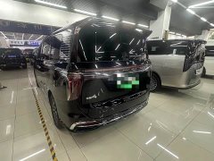 Hongqi HQ9 PHEV 2.0T four-wheel drive luxury version - фото 4