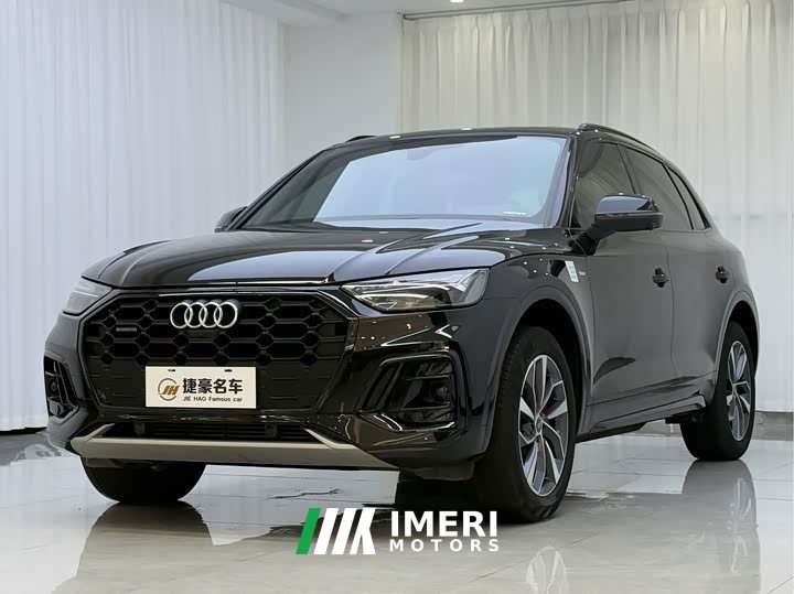 Audi Q5L 40 TFSI luxury and dynamic - автомобиль из Китая