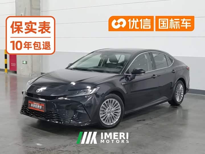 Toyota Camry Dual Engine 2.0HE Elite Edition