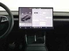 Tesla Model Y L long-range all-wheel drive version - фото 12