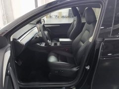 Tesla Model Y 2023 rear-wheel drive version - фото 10