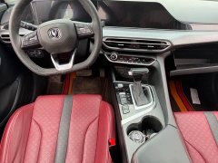 Lynk & Co EADO PLUS Blue Whale NE 1.4T GDI DCT Premium Edition - фото 14