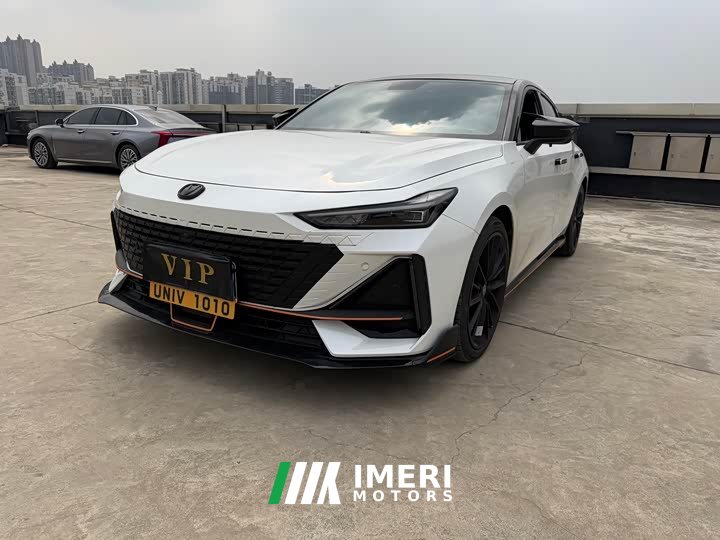 Changan UNI-V 1.5T sports version - автомобиль из Китая