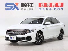 Volkswagen Sagitar facelift 300TSI DSG transcendent version - фото 1