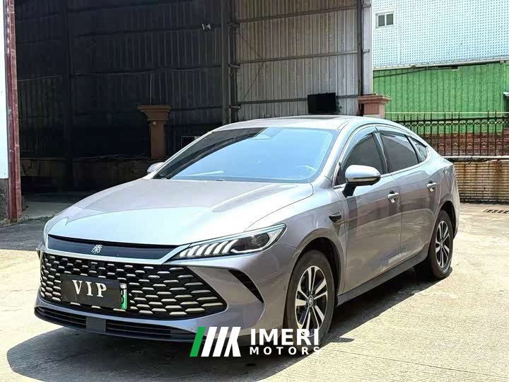 BYD Qin PLUS DM-i Smart Driving Edition 120KM Transcendent Type - автомобиль из Китая