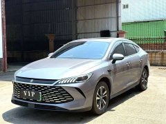 BYD Qin PLUS DM-i Smart Driving Edition 120KM Transcendent Type - фото 1